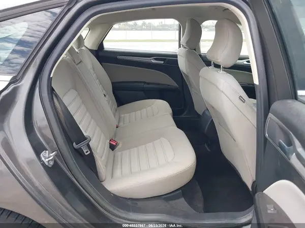 3FA6P0UU4JR235849 2018 FORD FUSION - Image 8