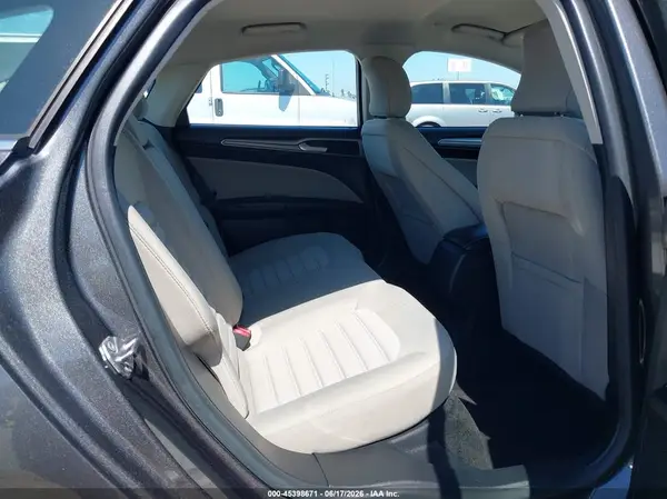 3FA6P0UU4JR243532 2018 FORD FUSION - Image 8
