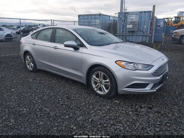 3FA6P0UU4JR243563 2018 FORD FUSION - Image 1