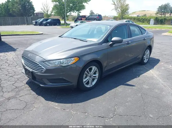 3FA6P0UU4JR243613 2018 FORD FUSION - Image 2