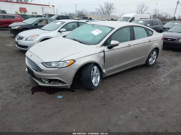 3FA6P0UU4JR254501 2018 FORD FUSION - Image 2