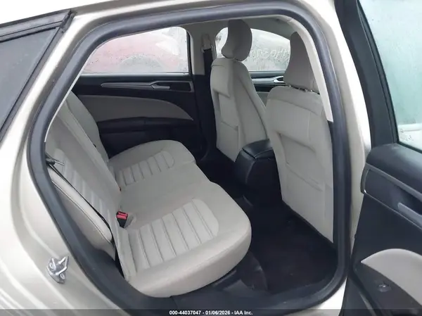 3FA6P0UU4JR254501 2018 FORD FUSION - Image 8