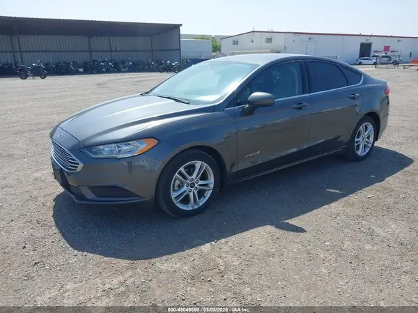 3FA6P0UU4JR254580 2018 FORD FUSION - Image 2
