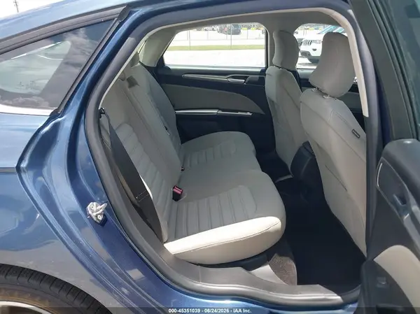 3FA6P0UU4JR271508 2018 FORD FUSION - Image 8