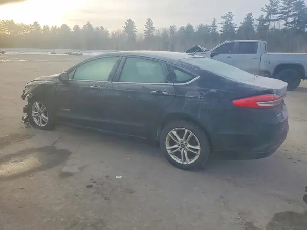 3FA6P0UU4JR278877 2018 FORD FUSION - Image 2