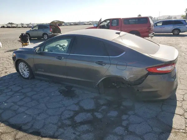 3FA6P0UU5GR234623 2016 FORD FUSION - Image 2