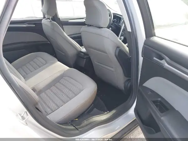 3FA6P0UU5GR318005 2016 FORD FUSION - Image 8