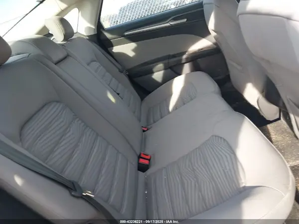 3FA6P0UU5GR355815 2016 FORD FUSION - Image 8