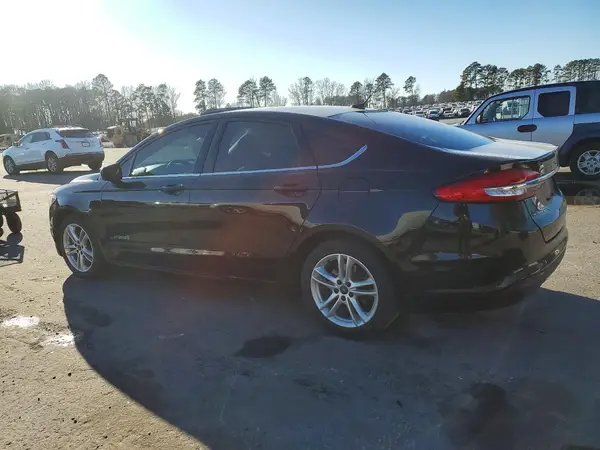 3FA6P0UU5JR100721 2018 FORD FUSION - Image 2