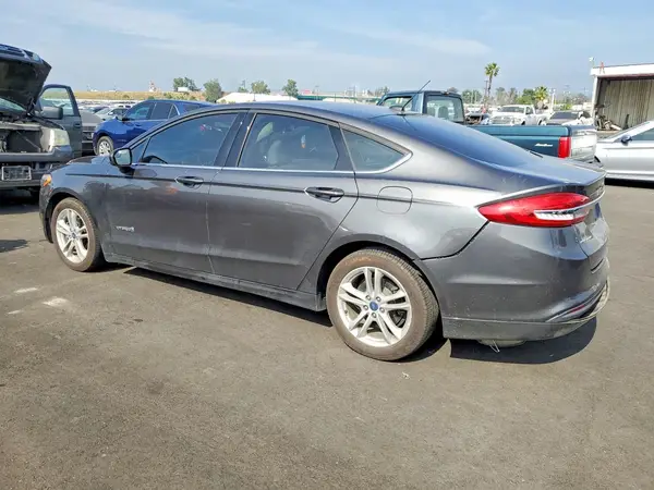3FA6P0UU5JR101108 2018 FORD FUSION - Image 2