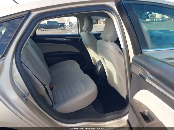 3FA6P0UU5JR101268 2018 FORD FUSION - Image 8