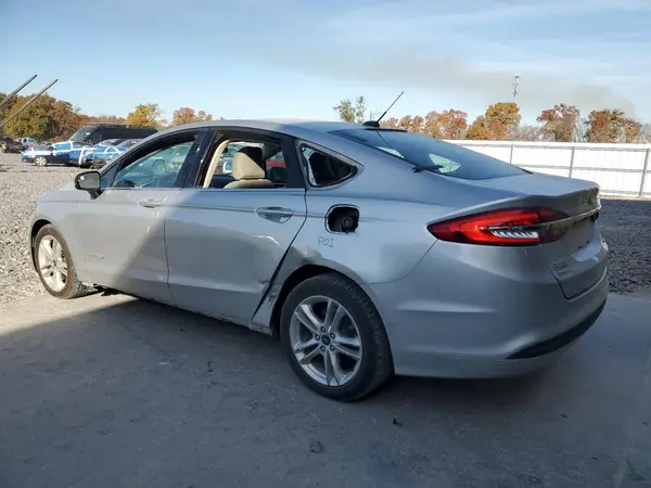 3FA6P0UU5JR122783 2018 FORD FUSION - Image 2