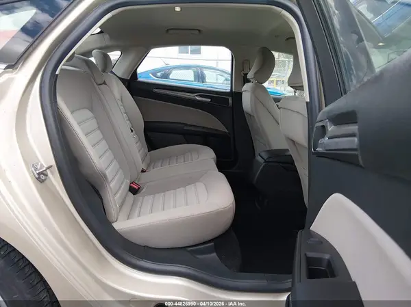 3FA6P0UU5JR209437 2018 FORD FUSION - Image 8