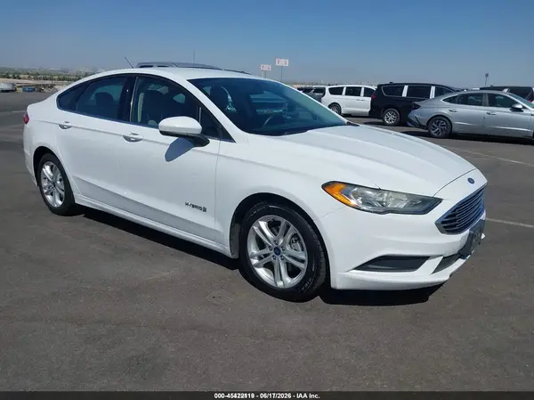 3FA6P0UU5JR212743 2018 FORD FUSION - Image 1