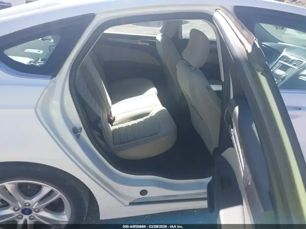 3FA6P0UU5JR243569 2018 FORD FUSION - Image 8