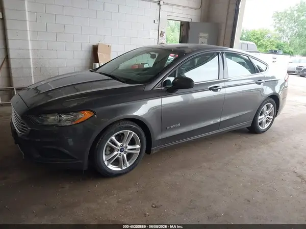 3FA6P0UU5JR254300 2018 FORD FUSION - Image 2