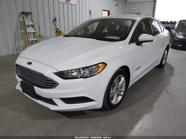 3FA6P0UU5JR254331 2018 FORD FUSION - Image 2