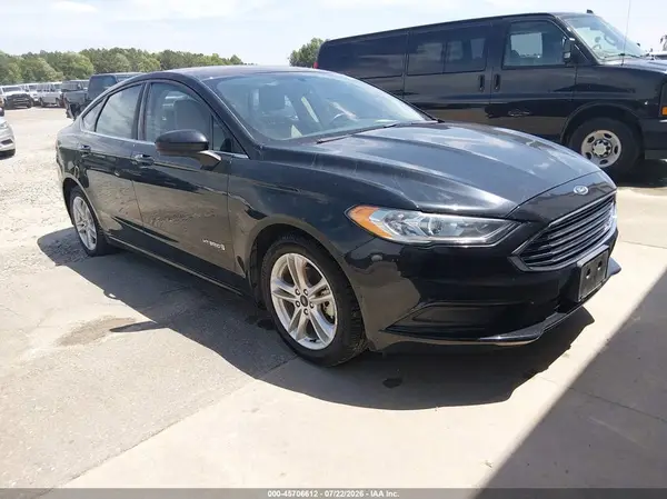 3FA6P0UU5JR271615 2018 FORD FUSION - Image 1
