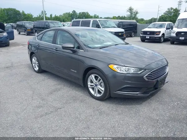 3FA6P0UU5JR278872 2018 FORD FUSION - Image 1