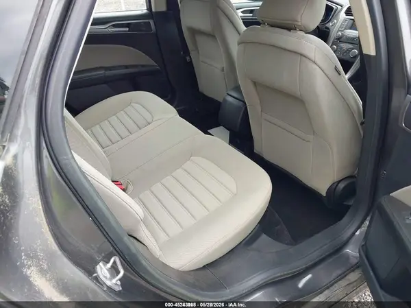 3FA6P0UU5JR279052 2018 FORD FUSION - Image 8
