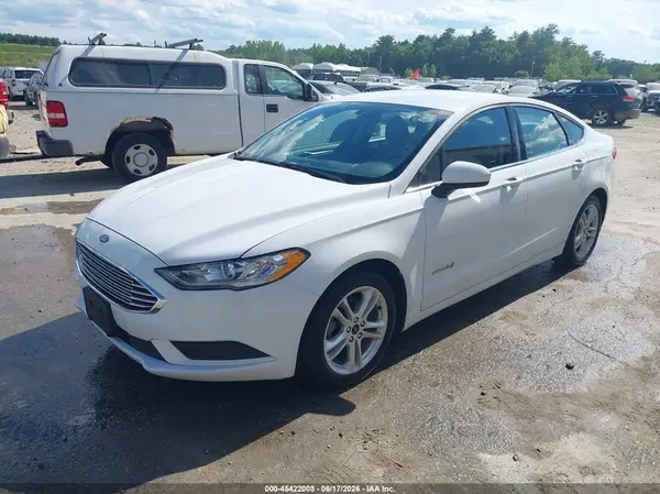 3FA6P0UU5JR281982 2018 FORD FUSION - Image 2