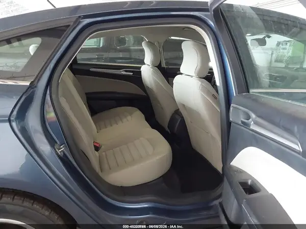 3FA6P0UU5JR282033 2018 FORD FUSION - Image 8