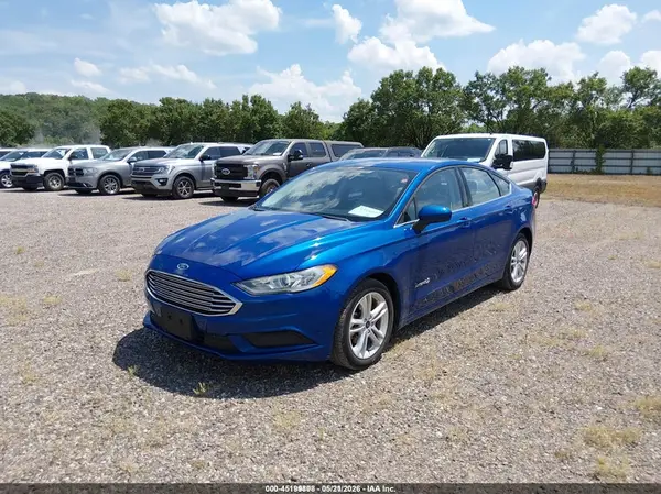 3FA6P0UU5JR282047 2018 FORD FUSION - Image 2