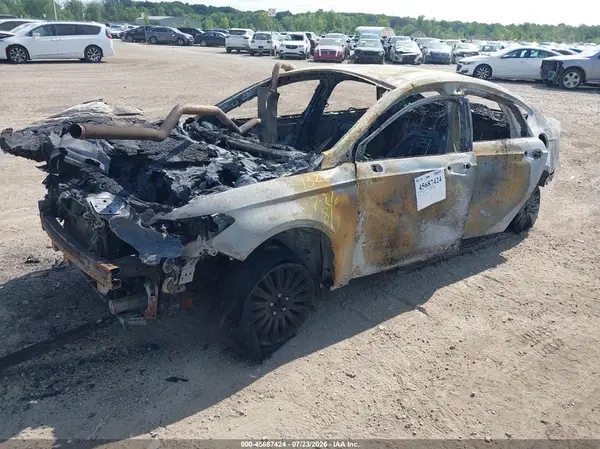 3FA6P0UU6GR381629 2016 FORD FUSION - Image 2