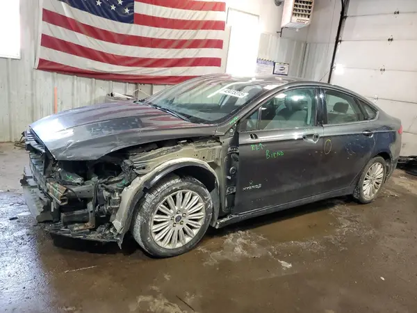3FA6P0UU6GR401653 2016 FORD FUSION - Image 1