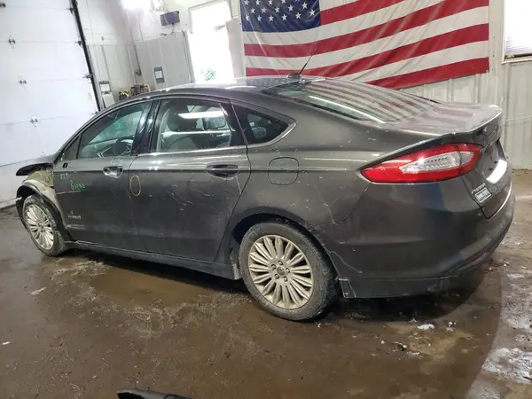 3FA6P0UU6GR401653 2016 FORD FUSION - Image 2