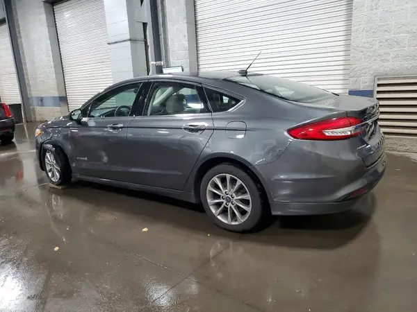 3FA6P0UU6HR330794 2017 FORD FUSION - Image 2