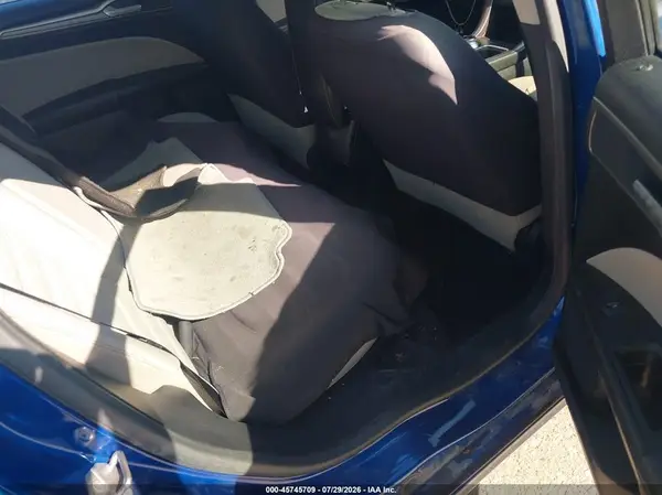 3FA6P0UU6HR360782 2017 FORD FUSION - Image 8