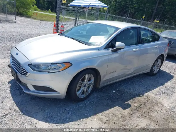 3FA6P0UU6JR100162 2018 FORD FUSION - Image 2
