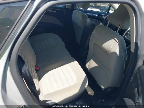 3FA6P0UU6JR100162 2018 FORD FUSION - Image 8