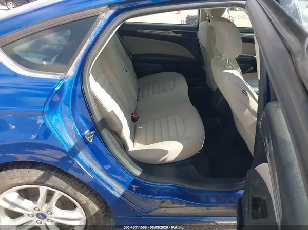 3FA6P0UU6JR100680 2018 FORD FUSION - Image 8