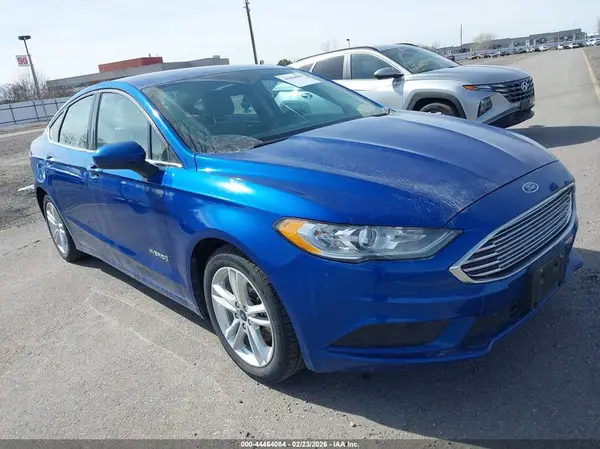 3FA6P0UU6JR100825 2018 FORD FUSION - Image 1
