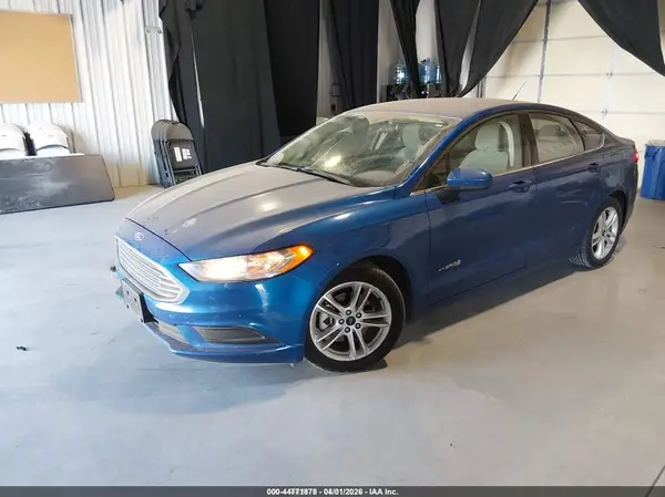 3FA6P0UU6JR122467 2018 FORD FUSION - Image 2