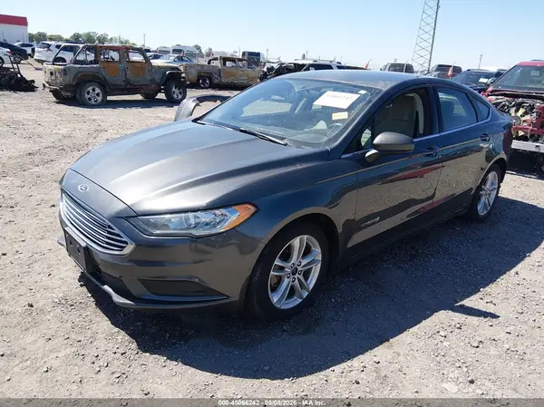 3FA6P0UU6JR122999 2018 FORD FUSION - Image 2