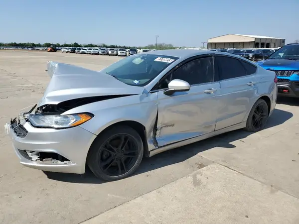 3FA6P0UU6JR126163 2018 FORD FUSION - Image 1