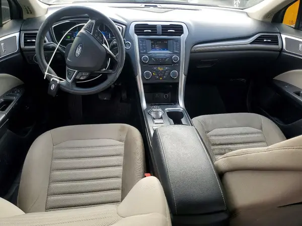 3FA6P0UU6JR133825 2018 FORD FUSION - Image 8