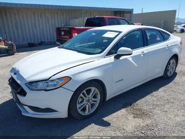 3FA6P0UU6JR204439 2018 FORD FUSION - Image 2