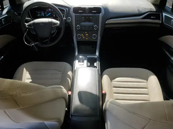3FA6P0UU6JR210144 2018 FORD FUSION - Image 8