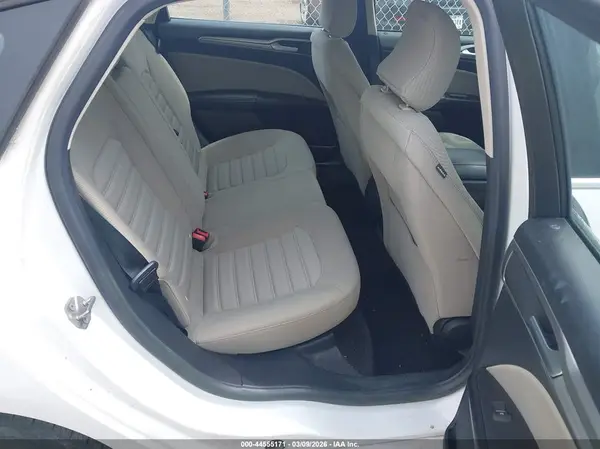 3FA6P0UU6JR235853 2018 FORD FUSION - Image 8