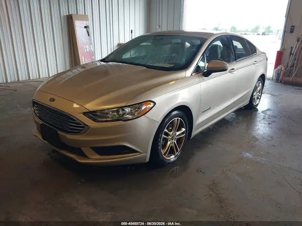 3FA6P0UU6JR261630 2018 FORD FUSION - Image 2