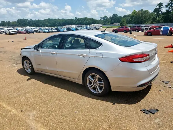 3FA6P0UU6JR261675 2018 FORD FUSION - Image 2