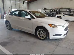 3FA6P0UU6JR273695 2018 FORD FUSION