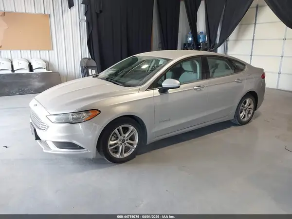 3FA6P0UU6JR278900 2018 FORD FUSION - Image 2