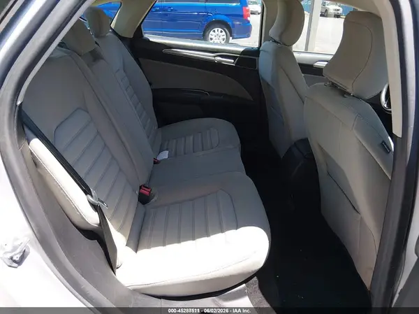3FA6P0UU6JR279027 2018 FORD FUSION - Image 8