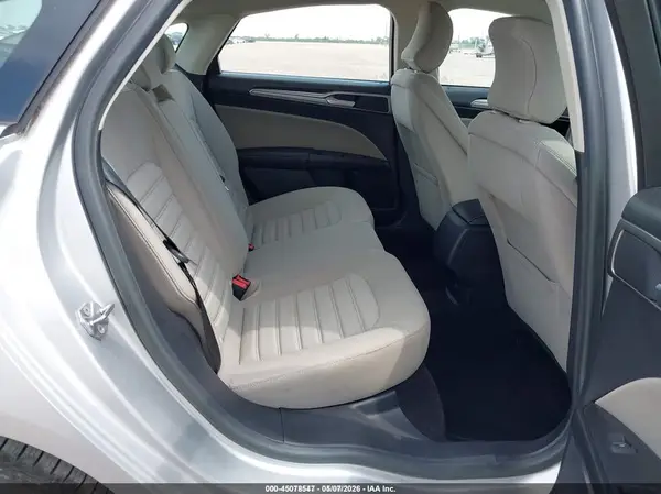 3FA6P0UU6JR282073 2018 FORD FUSION - Image 8