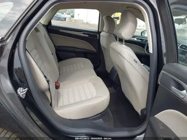 3FA6P0UU6JR282090 2018 FORD FUSION - Image 8